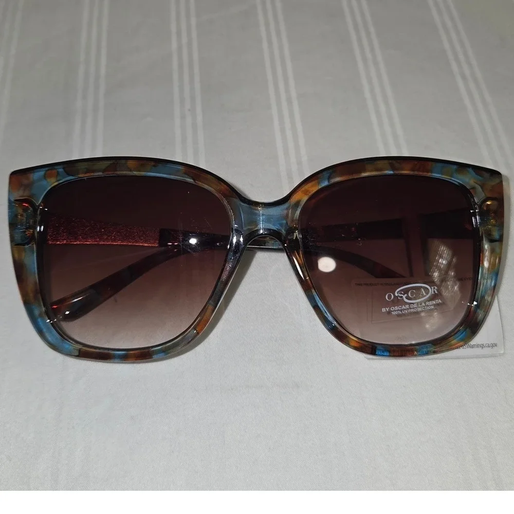 Oscar de la Renta Oversized Square Sunglasses Blue Tortoise UV Protection Women